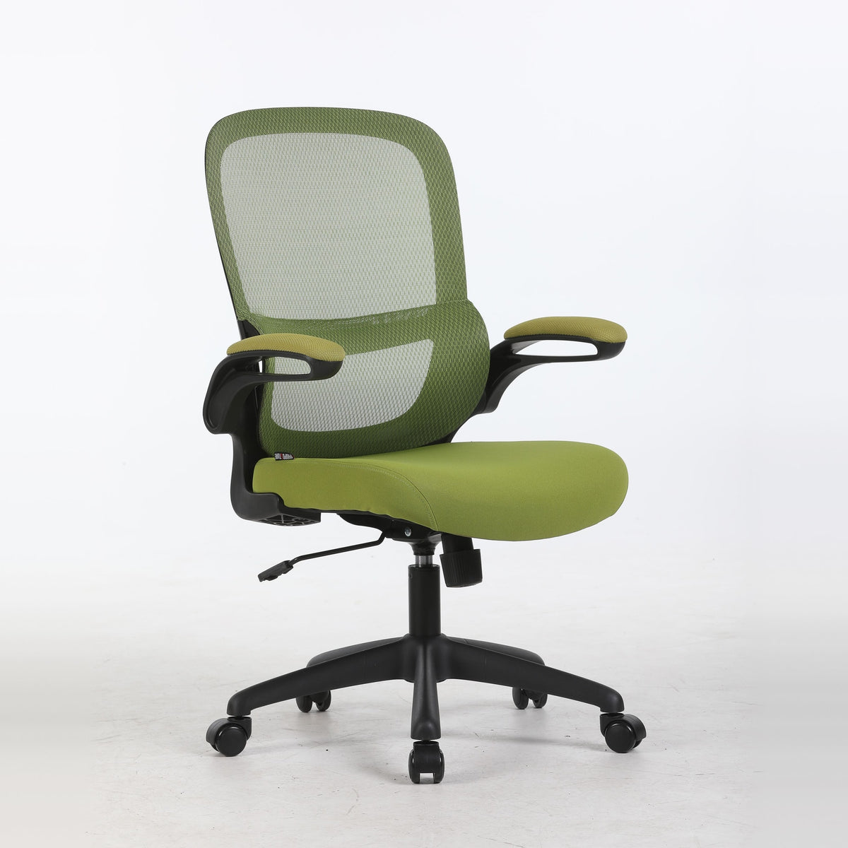 ACACIA task chair in green, three-quarter view
