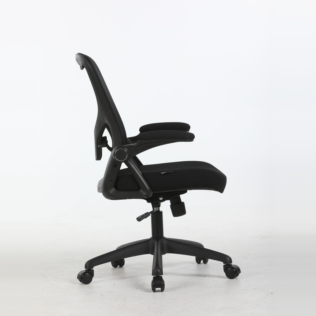 AYLA office chair in black, side view